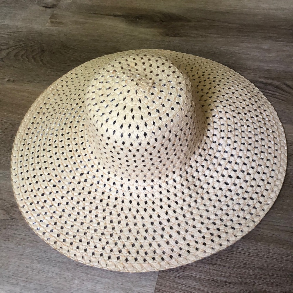 Sun hat